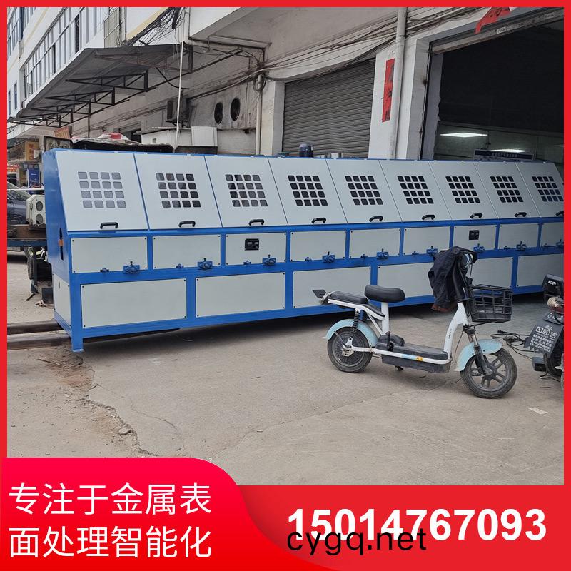 圓(yuan)筦(guan)自動抛(pao)光(guang)機(ji)